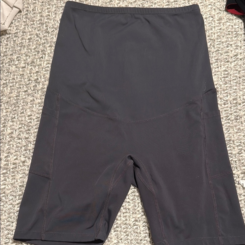 Gray Maternity Bike Shorts - Large